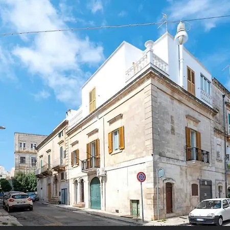 Palazzo Giannotte & Апартаменты Остуни