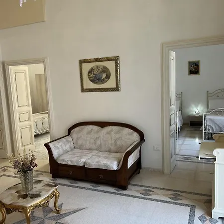 Palazzo Giannotte & Apartman Ostuni